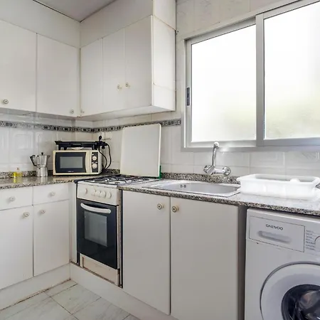 Διαμέρισμα Lovely In